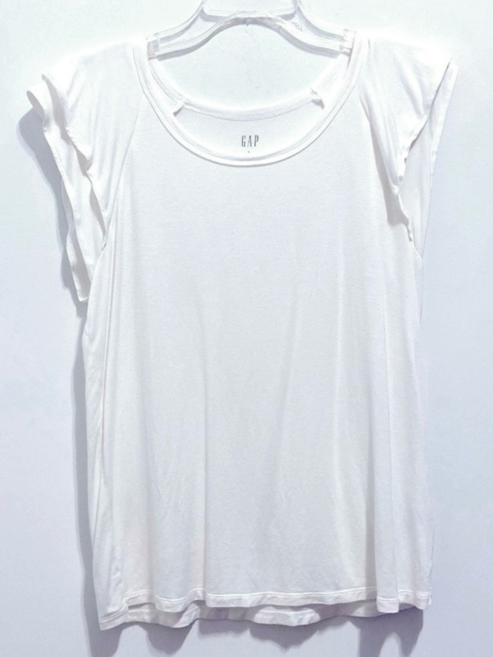 GAP Women’s Luxe T White Ruffle Sleeve Top